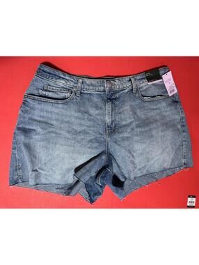 Wild Fable Denim Shorts Mid-Rise Midi Distressed Womens Size 18 R NWT! NEW!